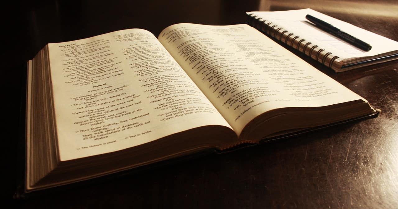Why Having a Daily Prayer Journal Is a Good Idea?
