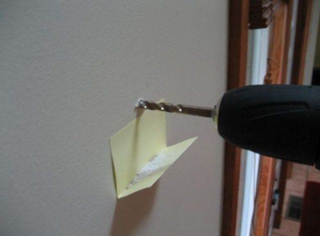 drill dust catch with sticky notes