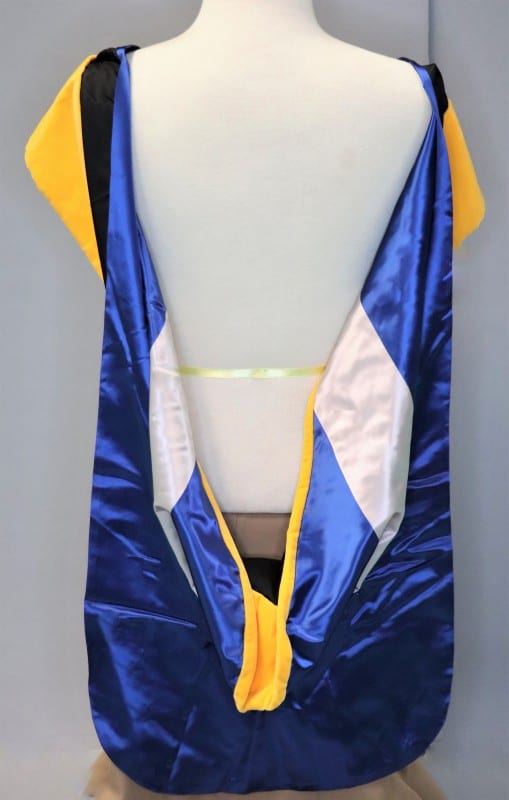 graduation hood